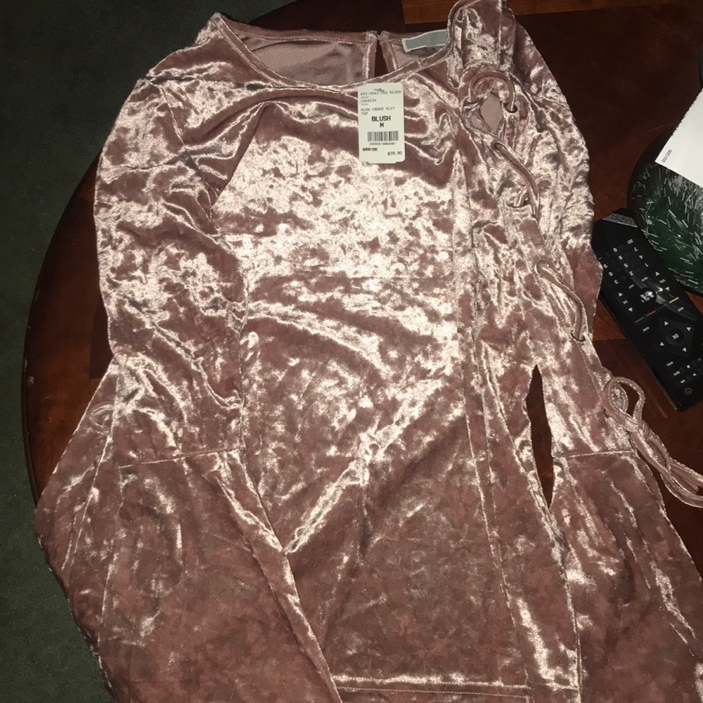 Blush colored velvet top